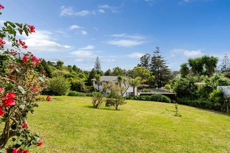 Photo of property in 85 Glamorgan Drive, Torbay, Auckland, 0630
