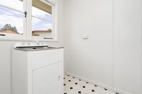 Photo of property in 141 Victoria Street, Cambridge, 3434