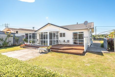 Photo of property in 203 Somme Parade, Aramoho, Whanganui, 4500