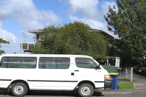 Photo of property in 29 Royal Road, Massey, Auckland, 0614