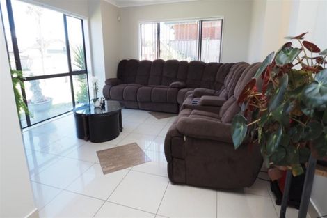 Photo of property in 307 Mahia Road, Weymouth, Auckland, 2103