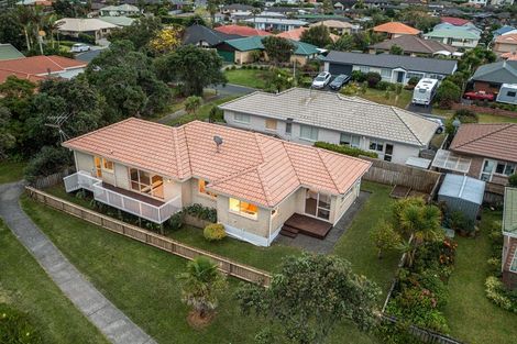 Photo of property in 11b Mcgowan Place, Orewa, 0931