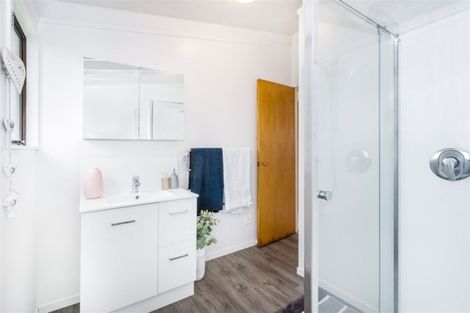 Photo of property in 1a Ross Street, Onerahi, Whangarei, 0110