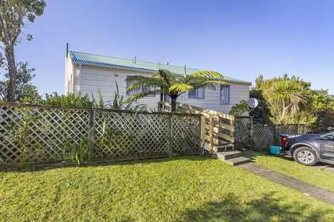 Photo of property in 9 Oldham Way, Crofton Downs, Wellington, 6035