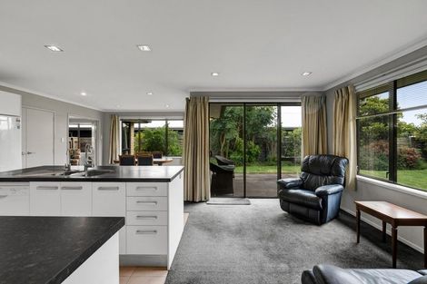 Photo of property in 4 Amy Way, Bell Block, New Plymouth, 4312