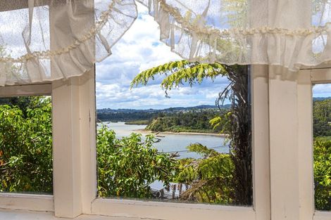 Photo of property in 2 Munro Street, Onerahi, Whangarei, 0110