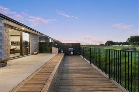 Photo of property in 5a Te Wharo Drive, Papamoa, 3118