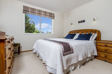 Photo of property in 5 Airey Place, Torbay, Auckland, 0630