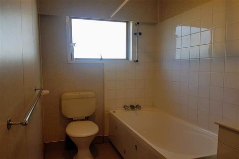 Photo of property in 582 Weymouth Road, Weymouth, Auckland, 2103