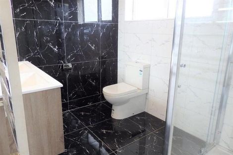 Photo of property in 104 Keri Vista Rise, Papakura, 2110