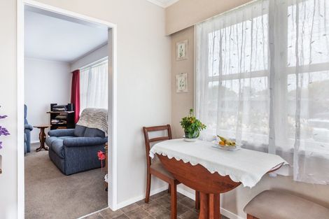 Photo of property in 15 Simkin Street, Taupo, 3330