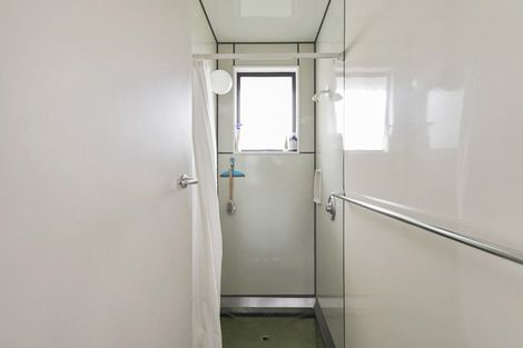 Photo of property in 29 Hennessy Street East, Foxton Beach, Foxton, 4815