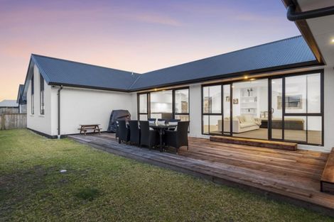 Photo of property in 11 Farrier Street, Papamoa, 3118