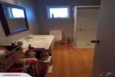 Photo of property in 15 Western View Court, Sunnyvale, Auckland, 0612