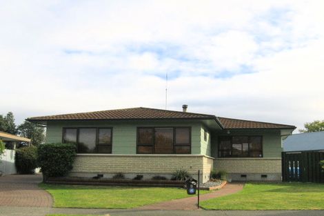 Photo of property in 4 Perry Crescent, Greenmeadows, Napier, 4112