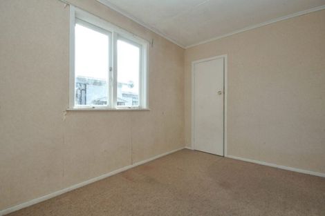Photo of property in 15a Mcinnes Road, Weymouth, Auckland, 2103