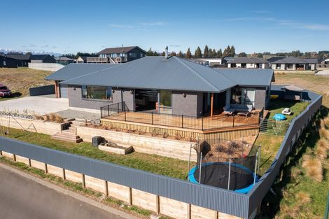 Photo of property in 6 Tawera Place, Te Anau, 9679