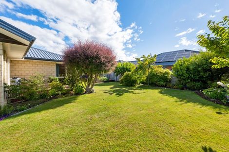 Photo of property in 2 De Castro Drive, Blenheim, 7201