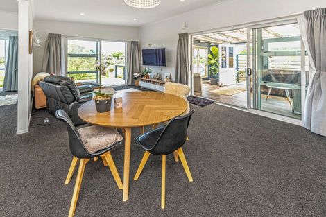 Photo of property in 5 Toi Street, Tawhero, Whanganui, 4501