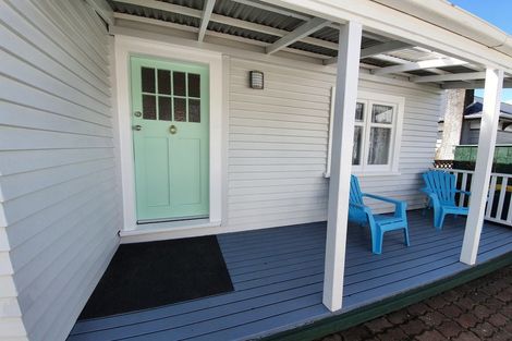 Photo of property in 298 Karori Road, Karori, Wellington, 6012