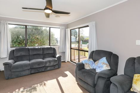 Photo of property in 5 Evans Place, Papakura, 2110