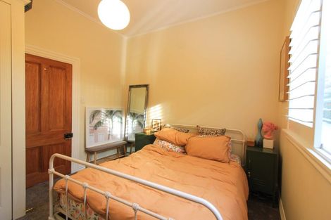 Photo of property in 10 Mitchell Street, Brooklyn, Wellington, 6021