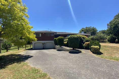 Photo of property in 12 Sinton Road, Hobsonville, Auckland, 0618