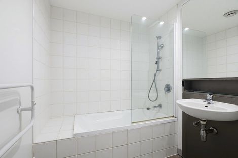 Photo of property in Gerondis Bldg Apartments, 201/60 Willis Street, Wellington Central, Wellington, 6011