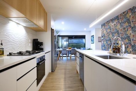 Photo of property in 18c Edgware Road, West Harbour, Auckland, 0618