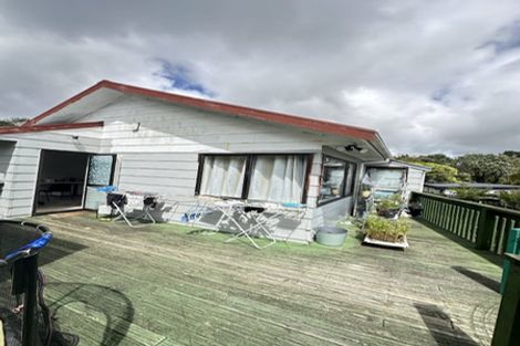 Photo of property in 14 Garton Drive, Massey, Auckland, 0614