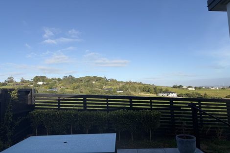 Photo of property in 23 Tahere Road, Totara Park, Auckland, 2019