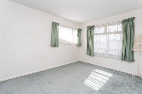Photo of property in 143 Grahams Road, Burnside, Christchurch, 8053