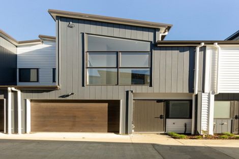 Photo of property in 5 Rangimarie Close, Opaheke, Papakura, 2113