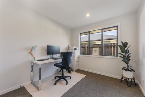 Photo of property in 16 Kuini Place, Motueka, 7120