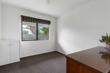 Photo of property in 4a Saint Lukes Place, Bader, Hamilton, 3206