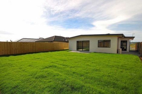 Photo of property in 35 Pakohe Street, Pegasus, 7612