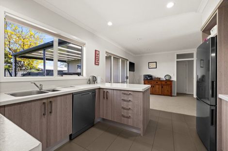 Photo of property in 4 Waitaki Way, Poraiti, Napier, 4112