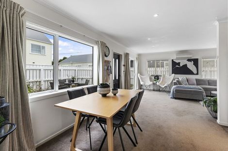 Photo of property in 403a Broadway, Miramar, Wellington, 6022