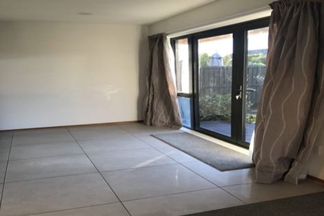 Photo of property in 1/5 Rhyl Place, Bryndwr, Christchurch, 8053