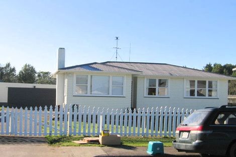 Photo of property in 3 Brightwell Street, Papakura, 2110