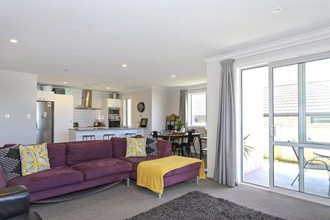 Photo of property in 17 Richardson Road, Omokoroa, 3114