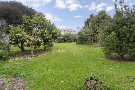 Photo of property in 63 Taunton Terrace, Blockhouse Bay, Auckland, 0600