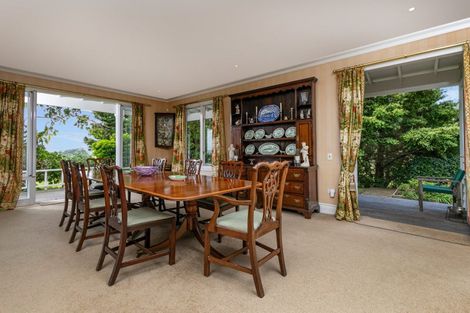 Photo of property in 38 Kaipara View Road, Helensville, 0875