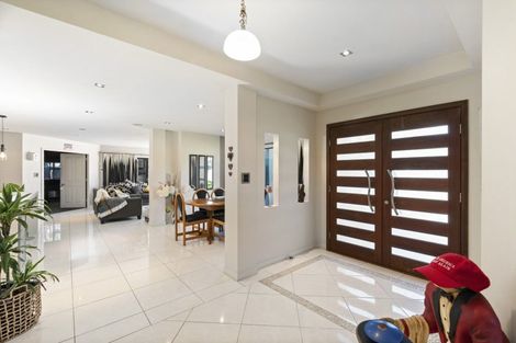 Photo of property in 36 Kawiu Road, Levin, 5510