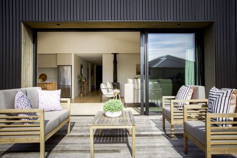 Photo of property in 22 Corriedale Road, Jacks Point, 9371