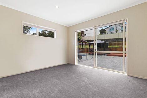 Photo of property in 168 Polo Prince Drive, Alfriston, Auckland, 2105