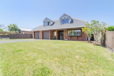 Photo of property in 71 St Annes Crescent, Wattle Downs, Auckland, 2103