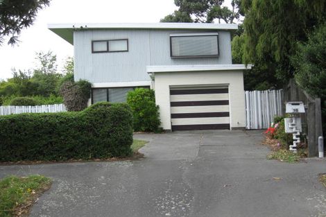 Photo of property in 16 Milnebank Street, Upper Riccarton, Christchurch, 8041