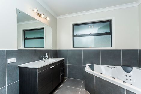 Photo of property in 42 Woodside Road, Woodside, Outram, 9073