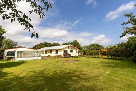 Photo of property in 218 Hokio Beach Road, Levin, 5571